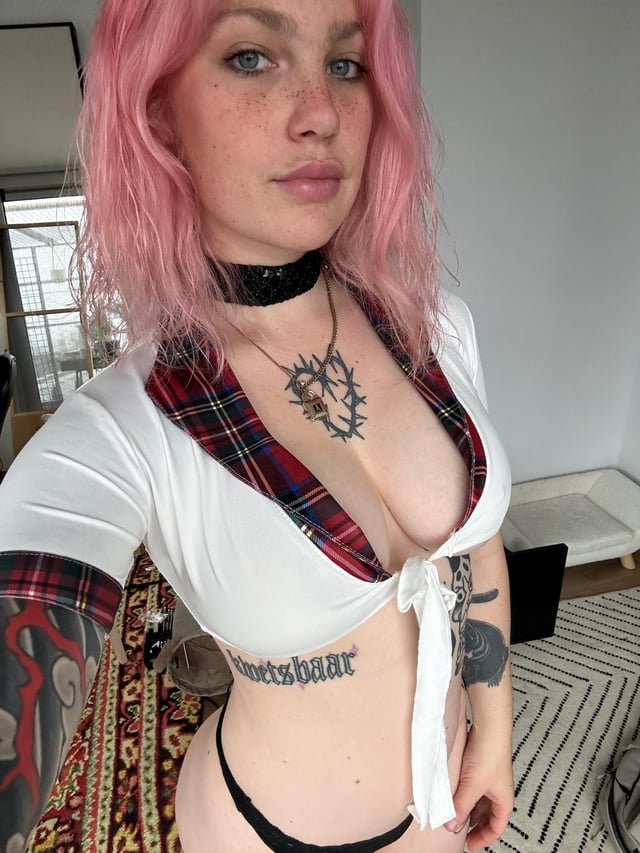 Tell me your cock size and I'll tell you if I'd fuck you