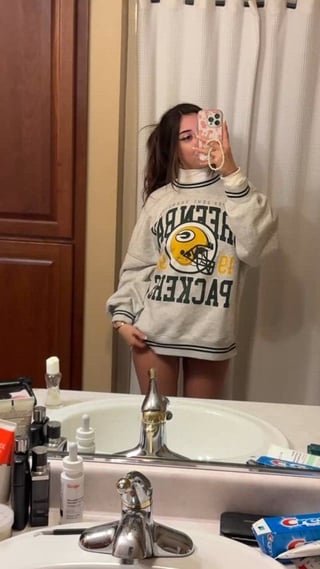 100% all natural slut😇