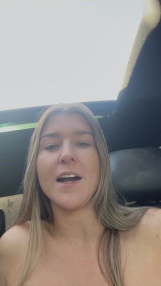 I know you love a gal who likes to show off