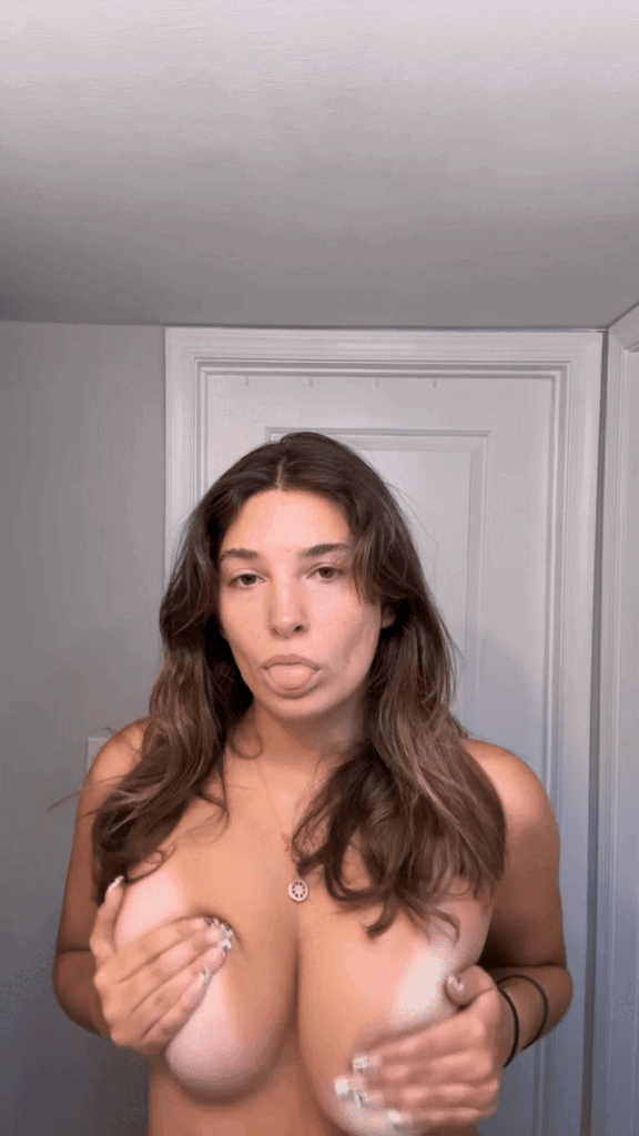 My boobs burst out of any top [18F]