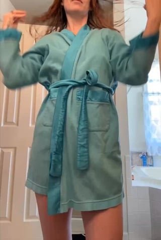 Would you breed my petite mombod..