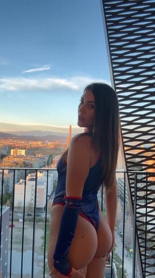 The pleasures of teasing you