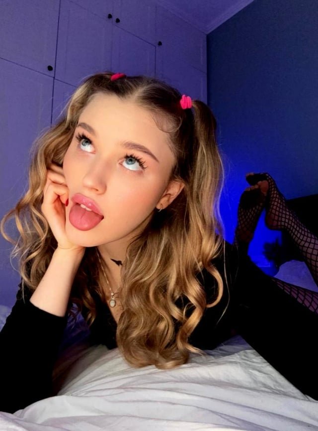 Ride me all night long, I'm a very insatiable little girl.