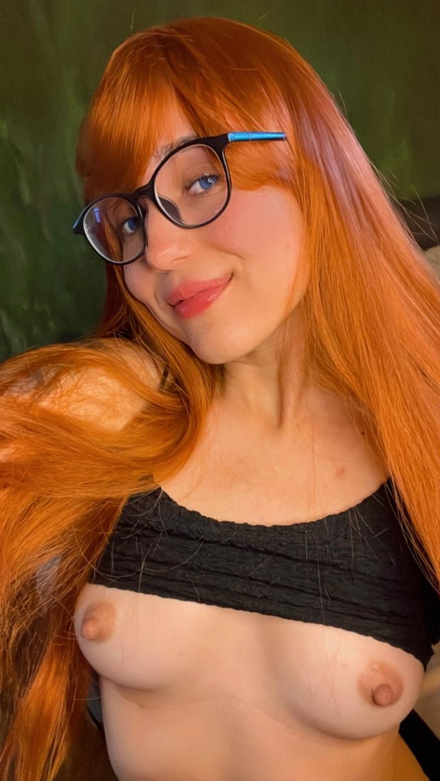 Are older men into 19yo girls like me or nah | EroBang | Porn Photos Videos Nudes Leaks