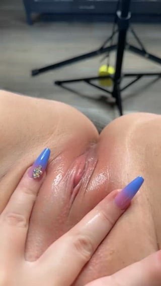 Cant stop making myself cum | EroBang | Porn Photos Videos Nudes Leaks