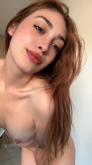 19f student with small tits tryna be cute