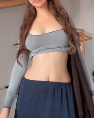 How I want to wear this crop top