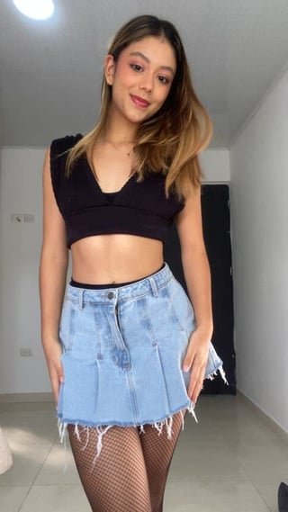 Would you finish on my face or inside my kitty, would you make me swallow your cum?