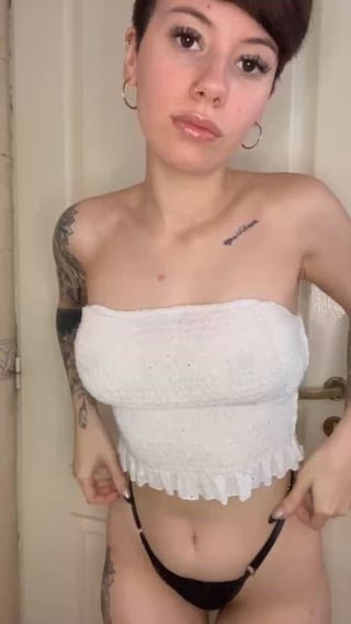 18F legal now, still loves teasing