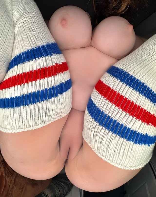 My pussy’s wet enough to soak the bed, let's make it messier