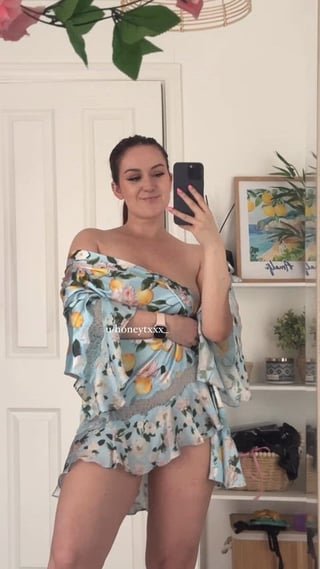 sharing my naked body is so much fun to me ;)