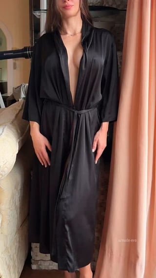 I love tempting you with all the places you want your hands and mouth on ;)